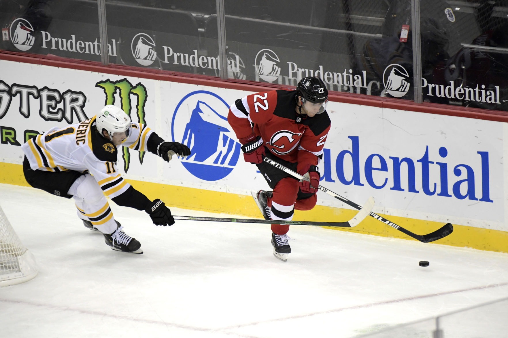 Trent Frederic, Boston Bruins